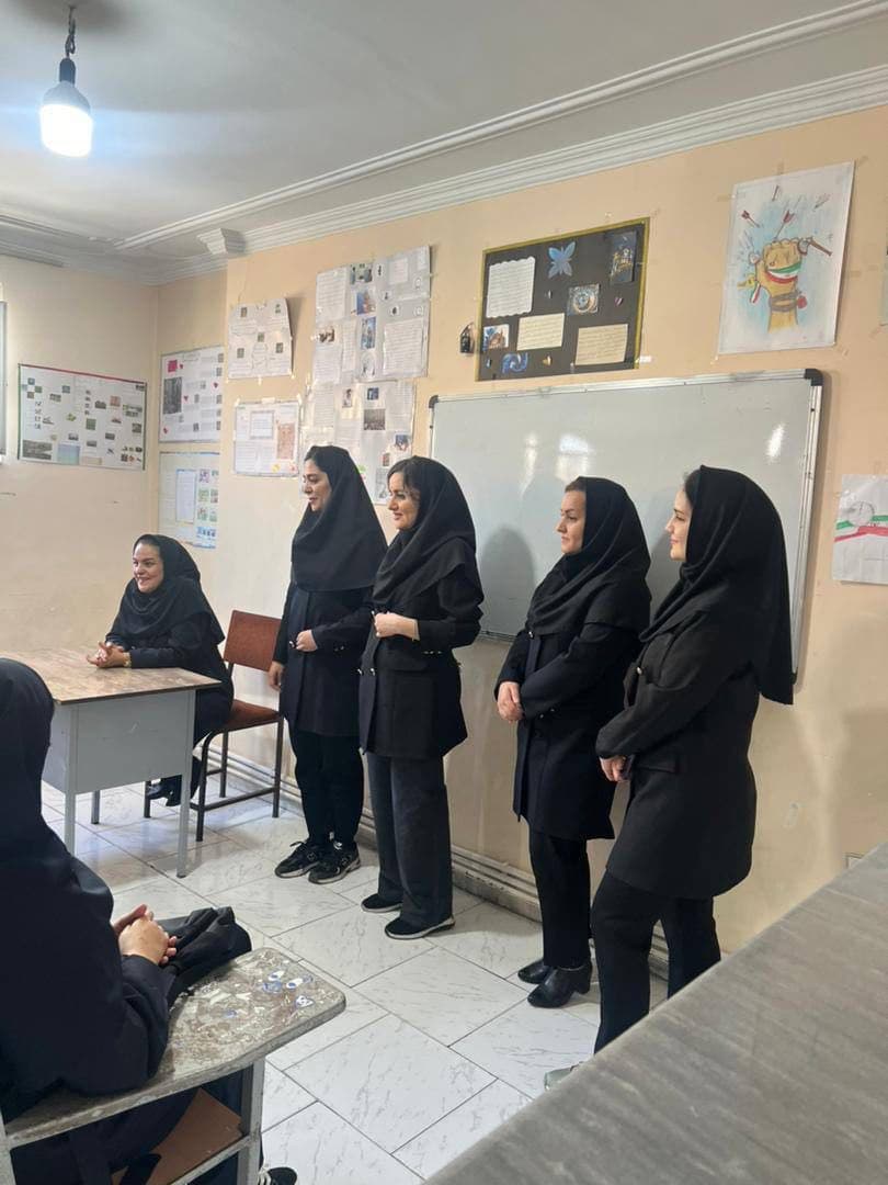 دبیرستان دوره اول نیکو